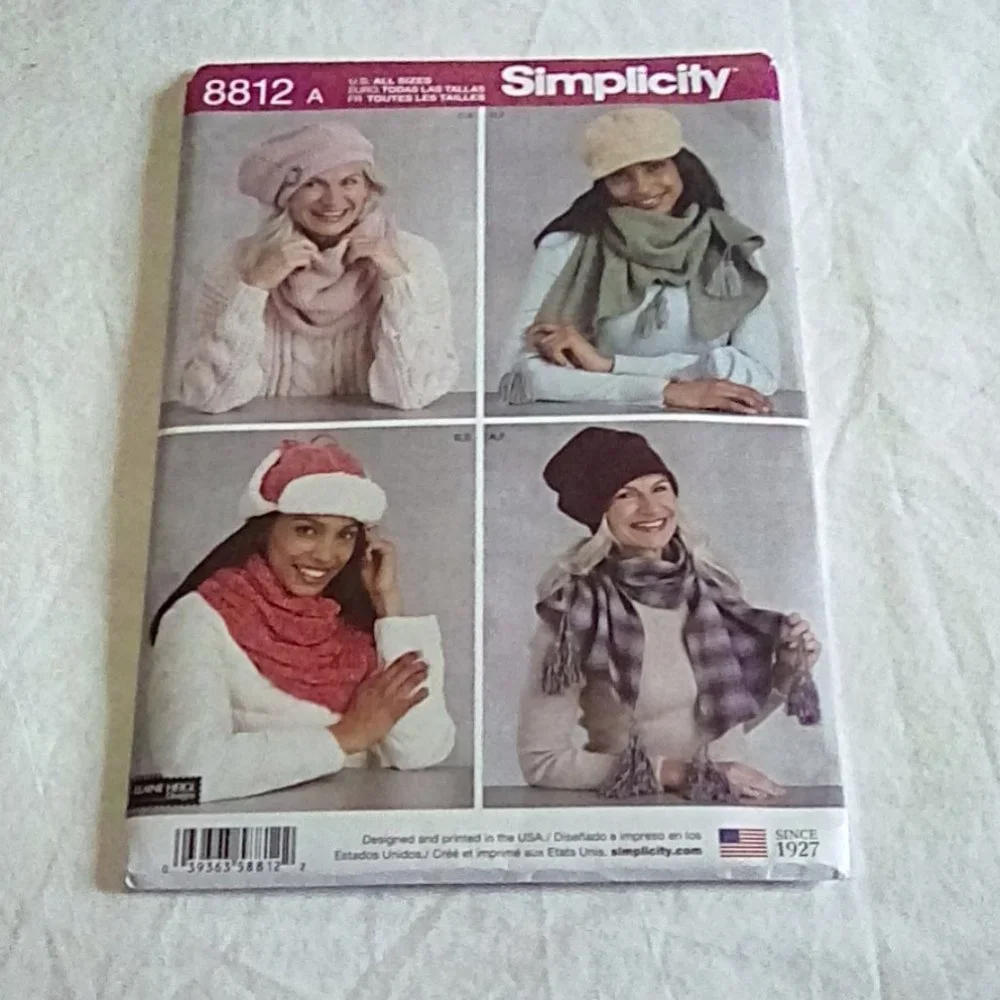 Simplicity 8812 Misses Hats in 4 styles, s-m-l